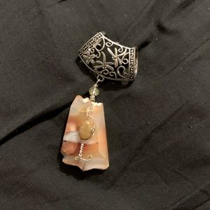 BNWOT Bundle collection: includes scarf 🧣 and amber scarf clip.,